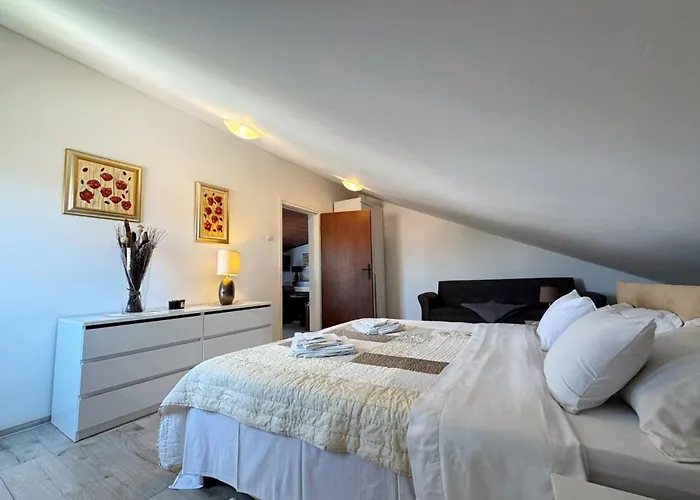 Lure By Interhome *