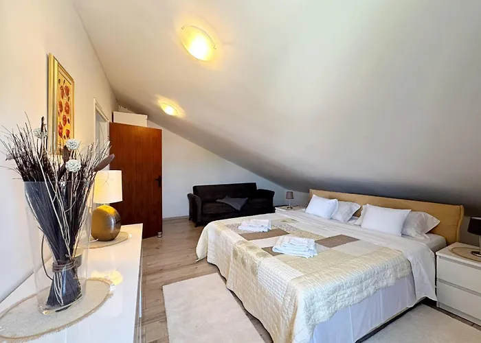Lure By Interhome *